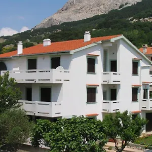 Mohar Ii Apartment Baška