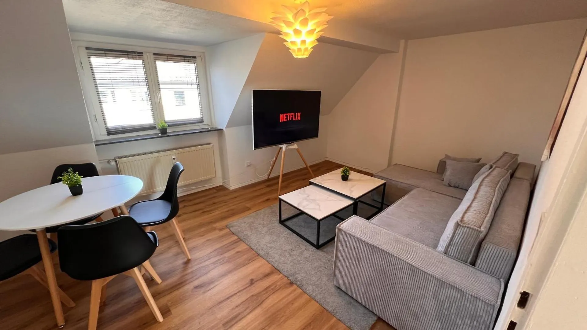 3 Zimmer Apartment Mit Parkplatz - Sleepomat Aschaffenburg